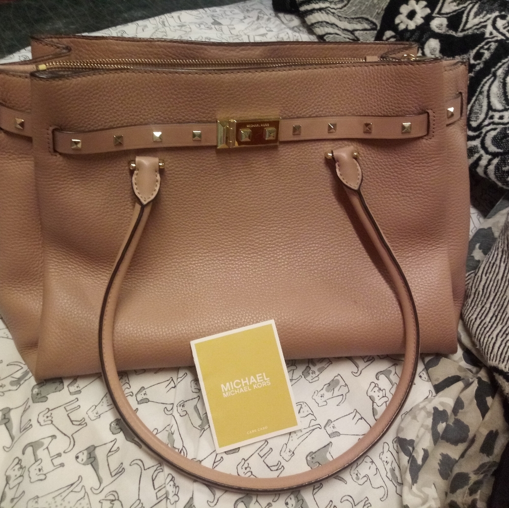 MK purse